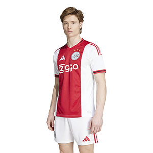 Ajax thuisshirt 2025/2026 wit met rode baan en klassiek logo